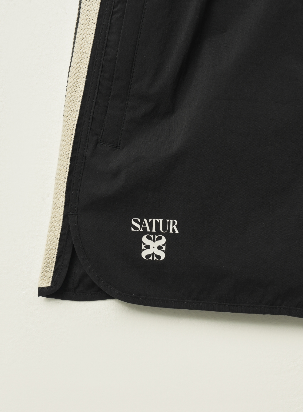 【 SATUR 】Lawton Tech Shorts ☆ SATUR ☆LAWTON TECH SHORTS Lawton Tech Shorts - Black