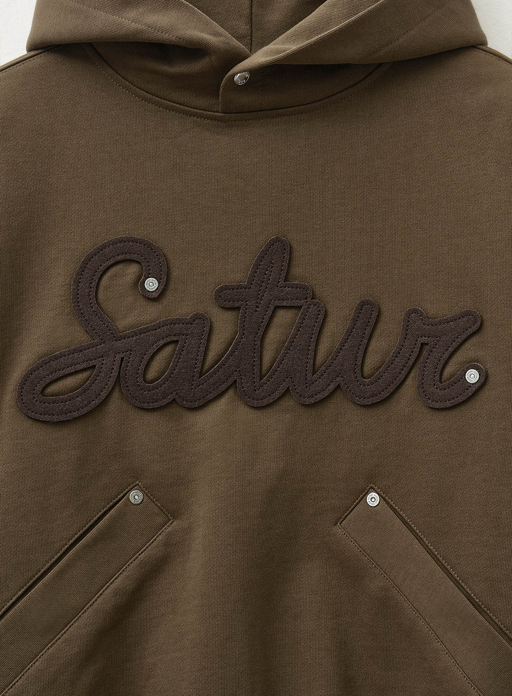 Satur Applique Rivet Hoodie - Brown | ファッション通販サイト Satur Applique Rivet Hoodie - Brown | ファッション通販サイト