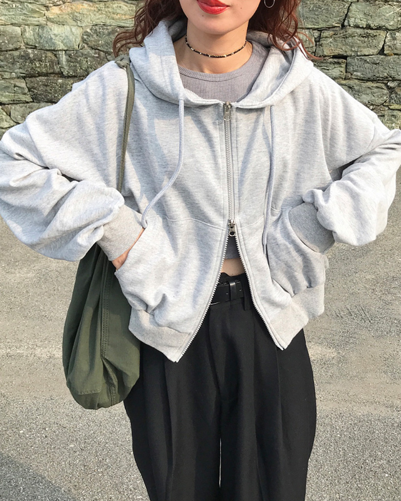 クロップド丈フードジップアップパーカー | ファッション通販