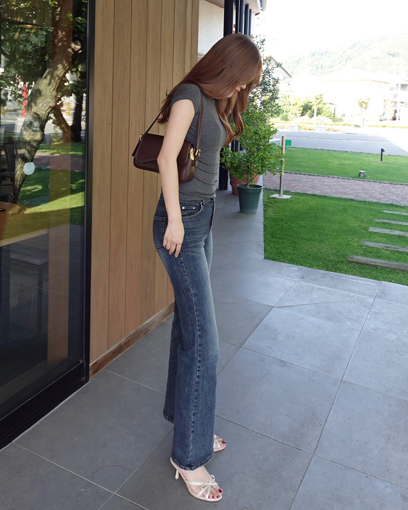 ブーツカットデニム サイズ1 ダークブラウン ブーツカットデニムパンツ | ファッション通販サイト NUGU