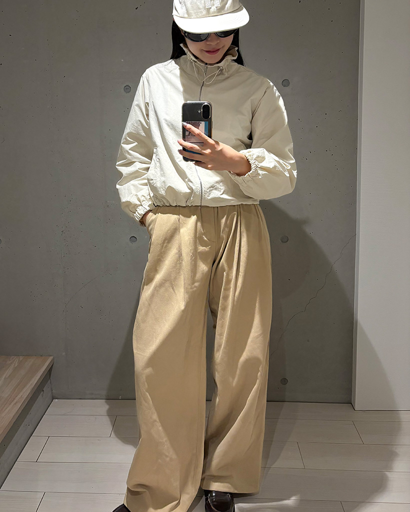 VALAADO BAG ベージュ　ワイドスラックス VALAADO BAG ベージュ ワイドスラックス