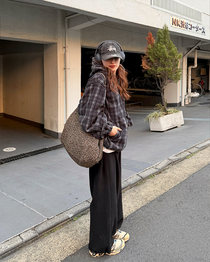 ユニセックス) ルルチェックフリースフード | ファッション通販サイト NUGU