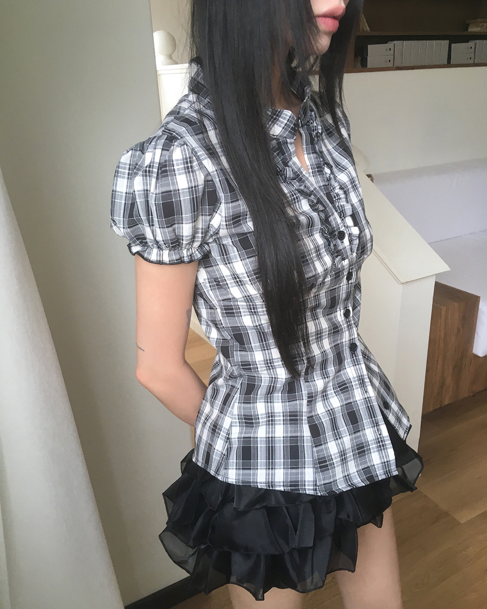 original]Vネックチェックフリルブラウス | ファッション通販