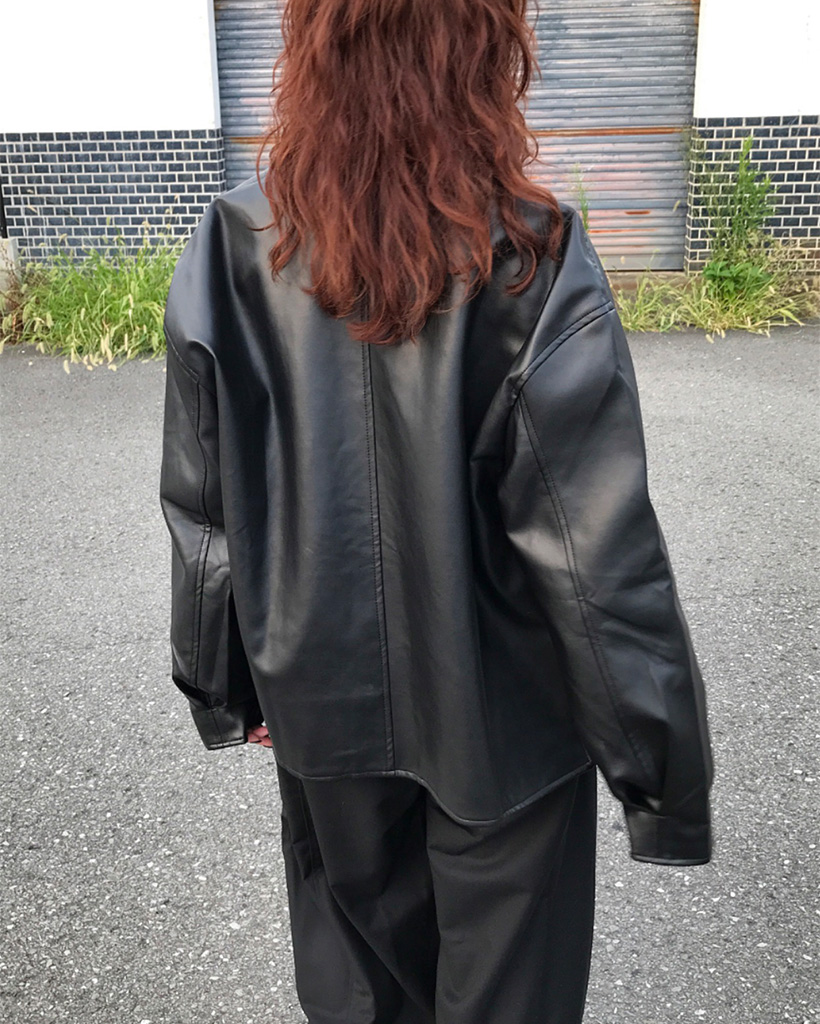 セール！Ameri オーバーサイズ レザージャケット　ブラック　アウター 010 ファッション Ameri オーバーサイズ レザージャケット ブラック