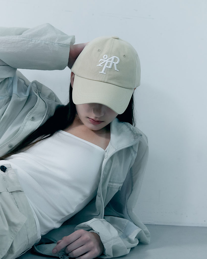 Signature Typo Stitch Cap [BEIGE] | ファッション通販サイト NUGU
