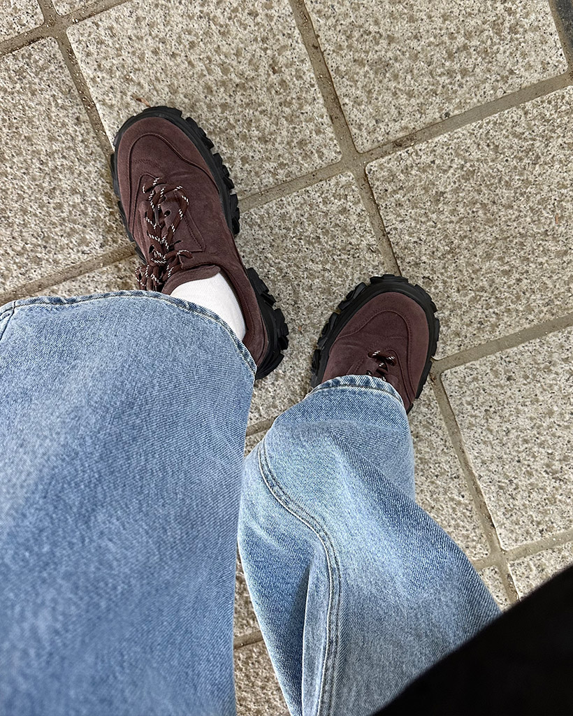 スエードプラットフォームシューズ