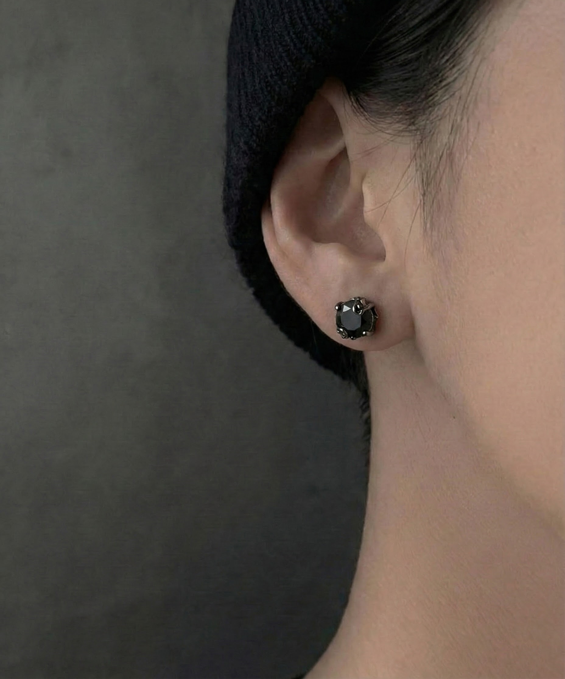 ステンレスブラックキュービックピアス | ファッション通販サイト NUGU