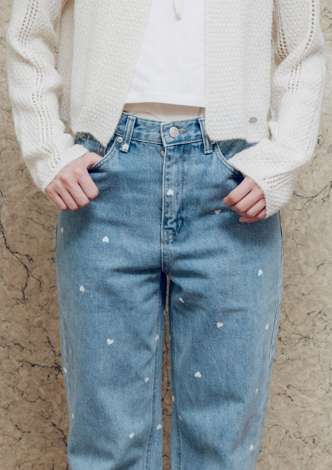 Mused Heart Bleach Jeans - Blue | ファッション通販サイト NUGU Mused Heart Bleach Jeans - Blue | ファッション通販サイト NUGU