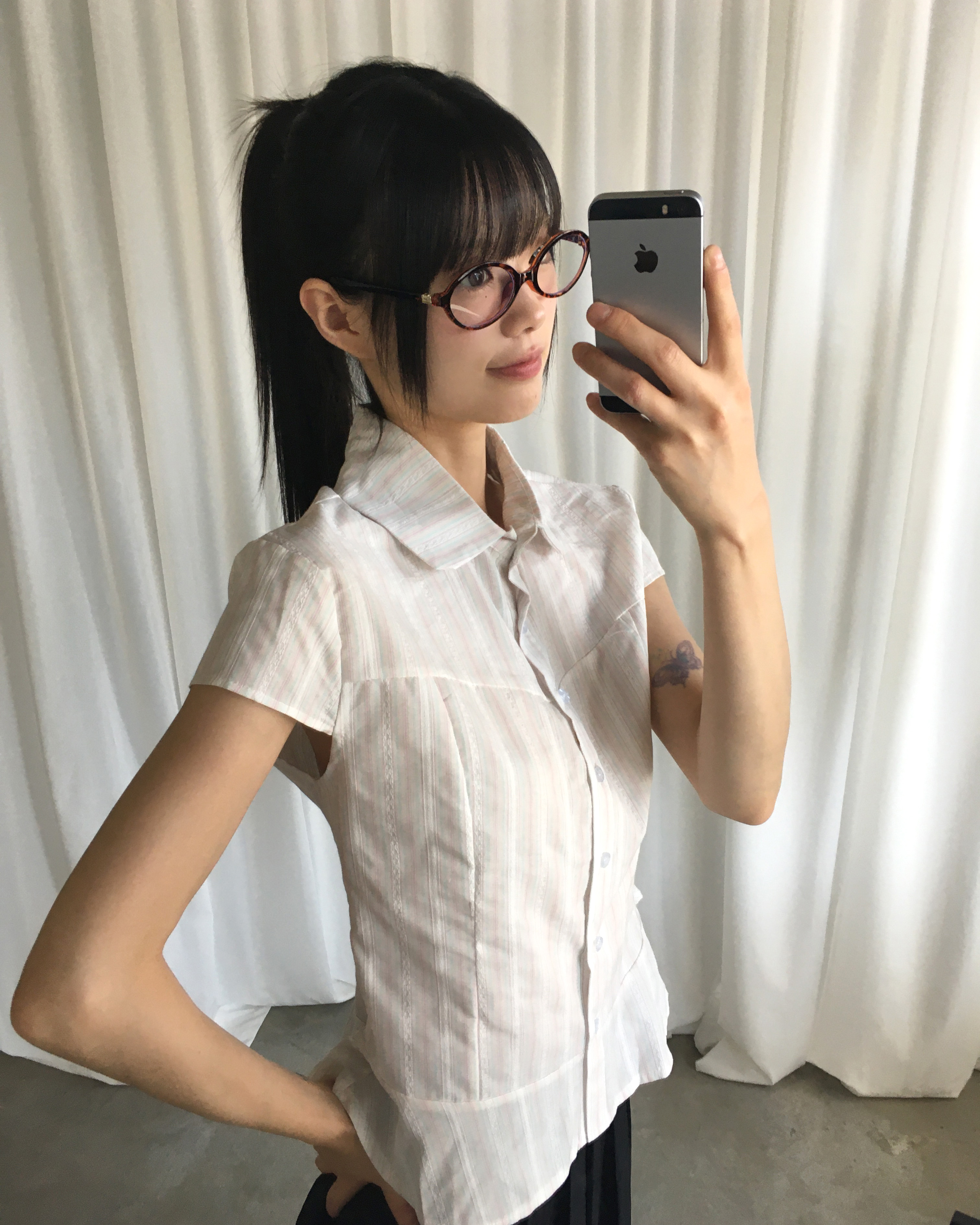 ストライプフリル半袖シャツ | ファッション通販サイト NUGU