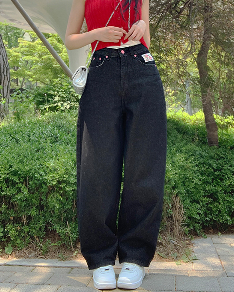 レタリングピンクステッチバルーンデニムパンツ | ファッション