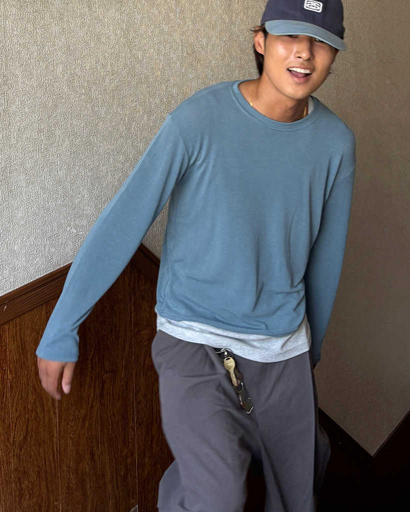 ユニセックス ベーシック長袖Tシャツ | ファッション通販サイト NUGU