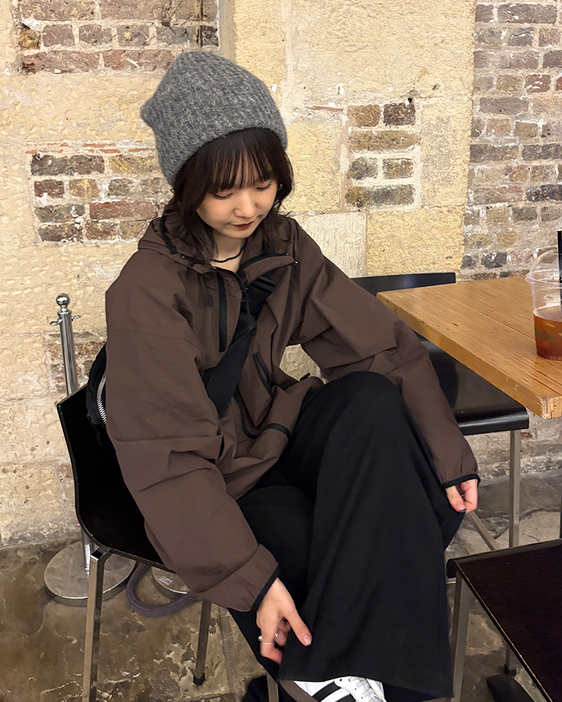 グレースコンチネンタル　フーディ　ビジュー　パーカー　薄手　羽織　黒　36 ペプラムパーカー ギャザーフリル ジップ フーディー 大人可愛い