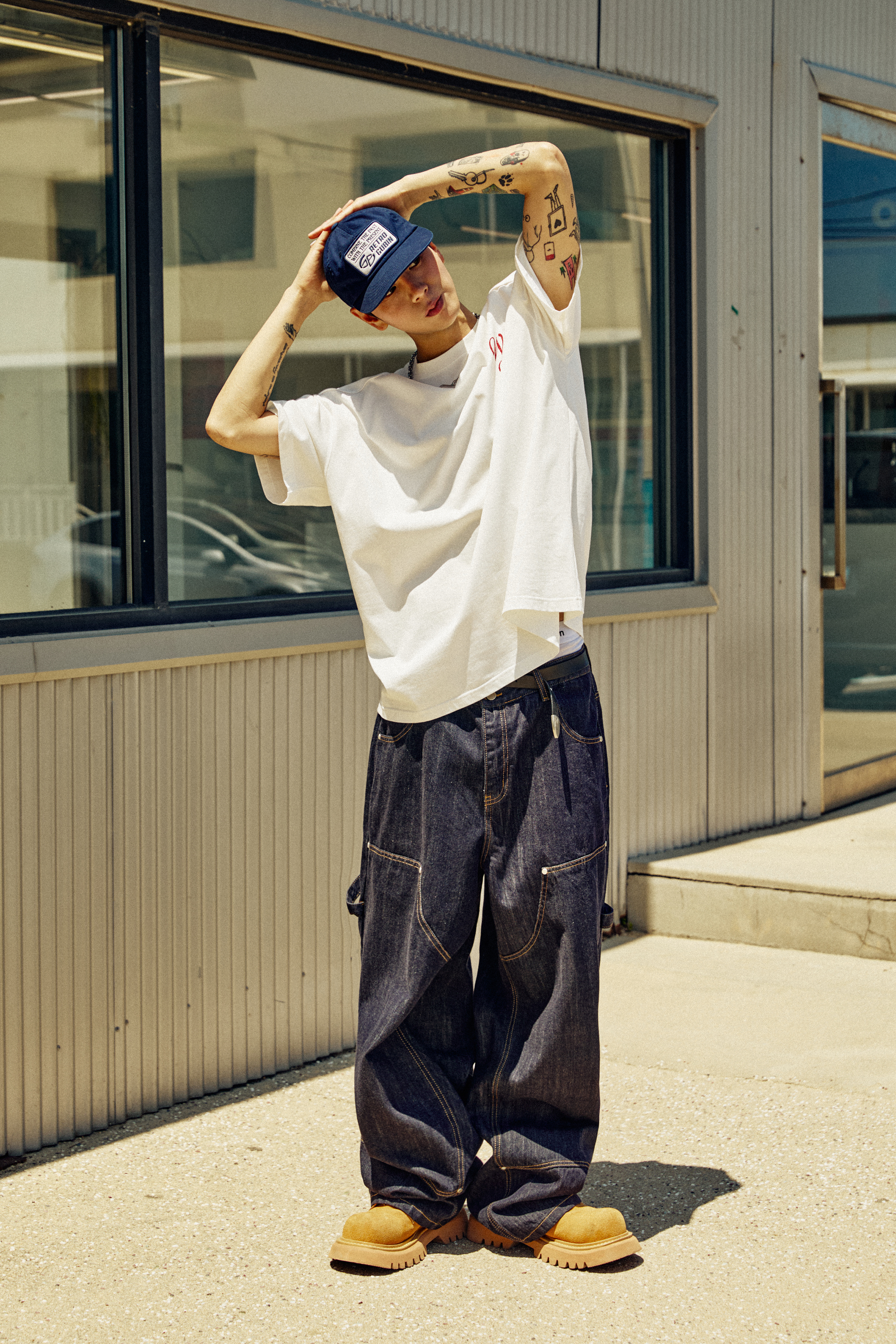 初*て様 geeks DENIM DOWBLE KNEE PANTS デニム Geeks DENIM DOWBLE KNEE PANTS サイズ1です。