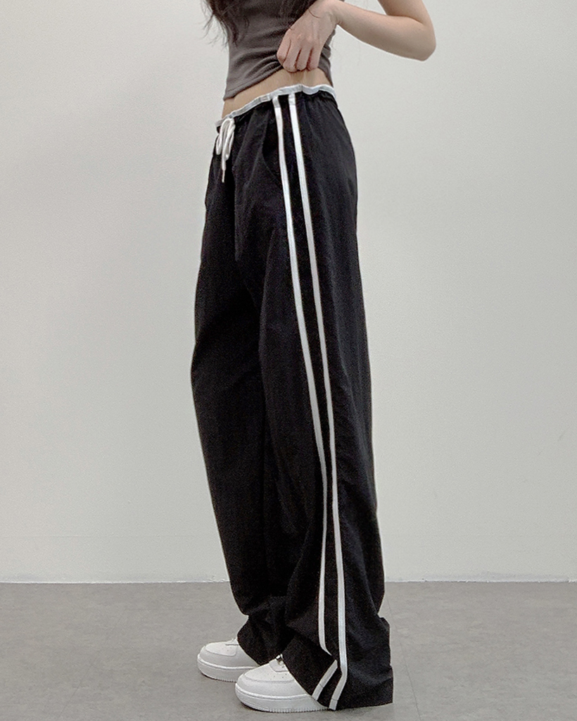 ナイロントラックナイロンローライズパンツ | ファッション通販サイト NUGU