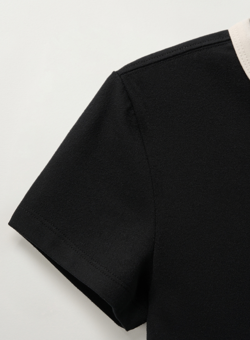 ★SATUR★ W APERO CROPPED RINGER HALF SLEEVE T-SHIRT BLACK W) Apero Crop Ringer T-Shirt - Black | ファッション通販