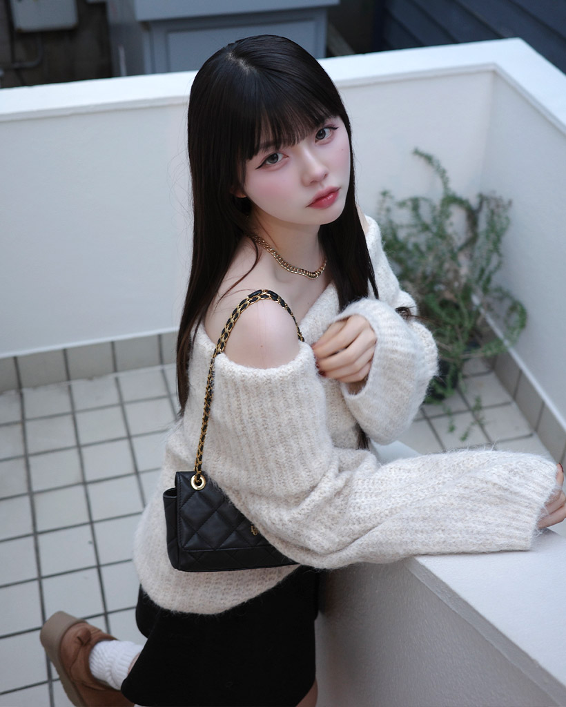 オーバーフィットオフショルダーニット | ファッション通販サイト NUGU