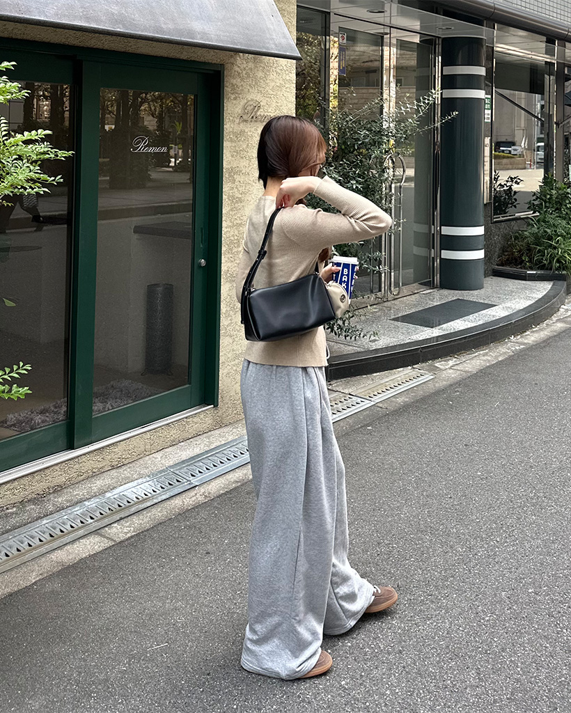 サイドインタックワイドスウェットパンツ | ファッション通販サイト NUGU