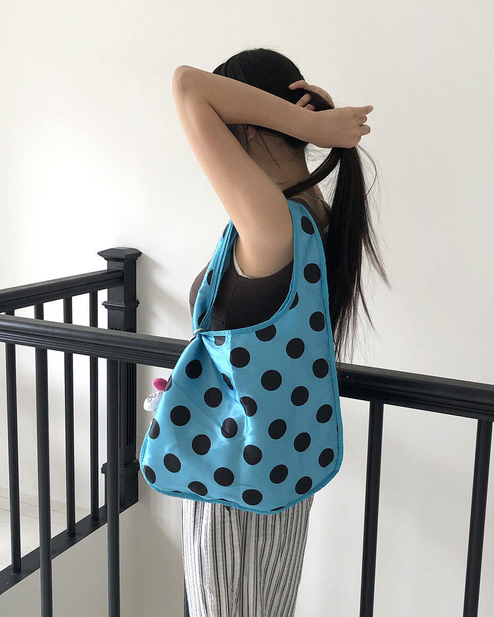 ブルービッグドットショルダーバッグ | ファッション通販サイト NUGU