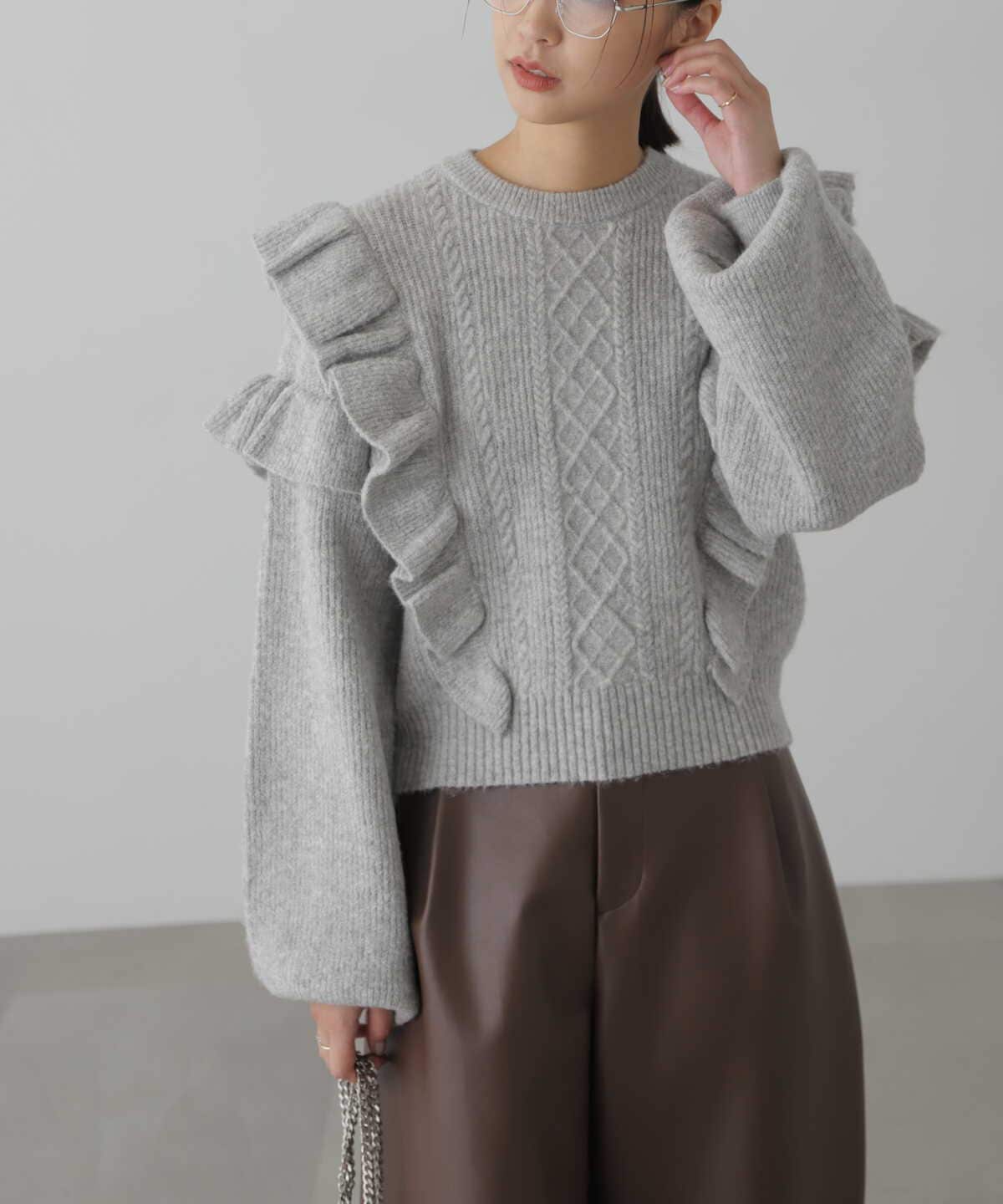 ◇肩フリルケーブルニット | ファッション通販サイト NUGU