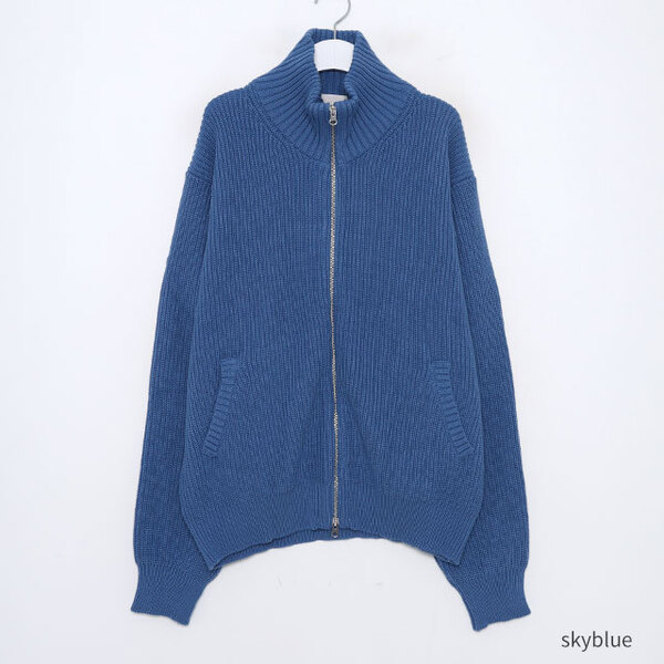 値下げ 新品☆未使用 GIPCY BLUE ニット UNIQLOで試着したお 値下げ 新品☆未使用 GIPCY BLUE ニット UNIQLOで試着したお