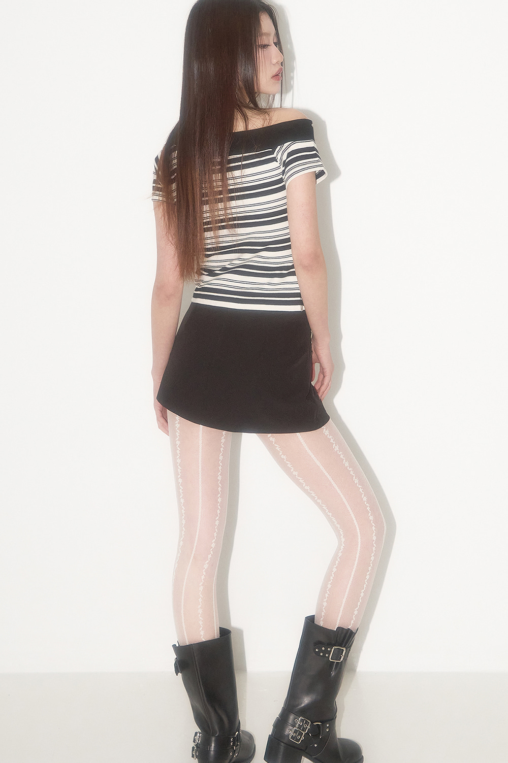 One Shoulder Stud Stripe Top Black Ivory | ファッション通販