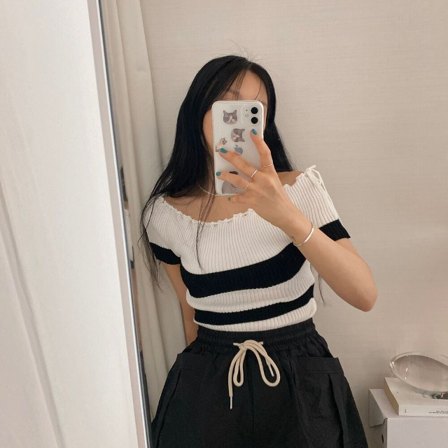 ボーダー半袖ニットトップス | ファッション通販サイト NUGU
