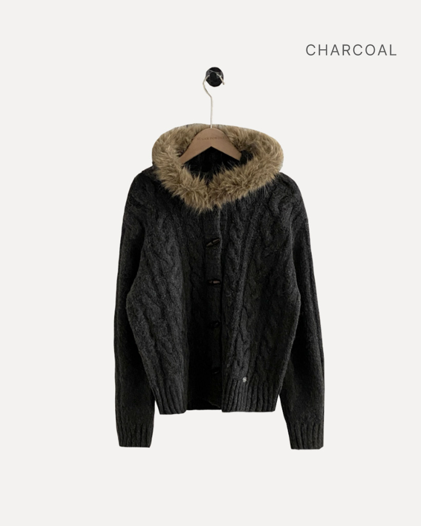 4 color) ウール混 厚手 トグルボタン ファー付きフード ケーブル編み