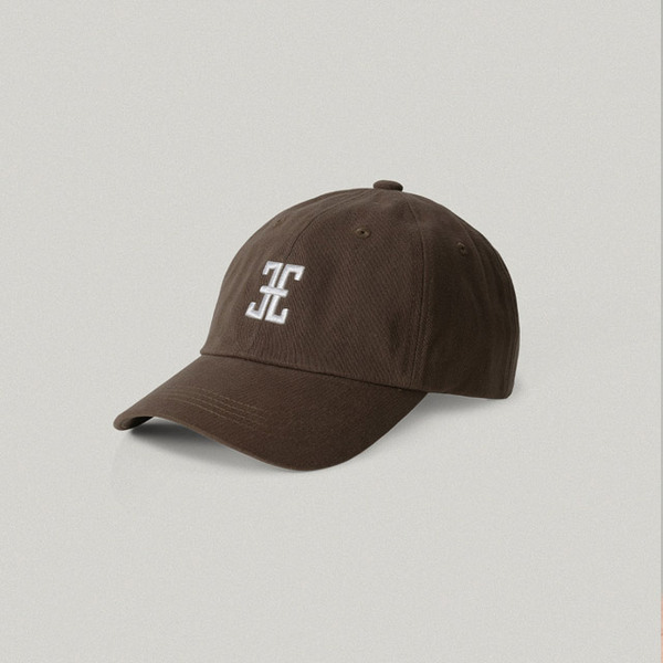 韓国【FOLNUA】Coloration Classic Logo Ball Cap 全2色 韓国 FOLNUA(フォルニュア) キャップ(レディース) - 海外通販のBUYMA