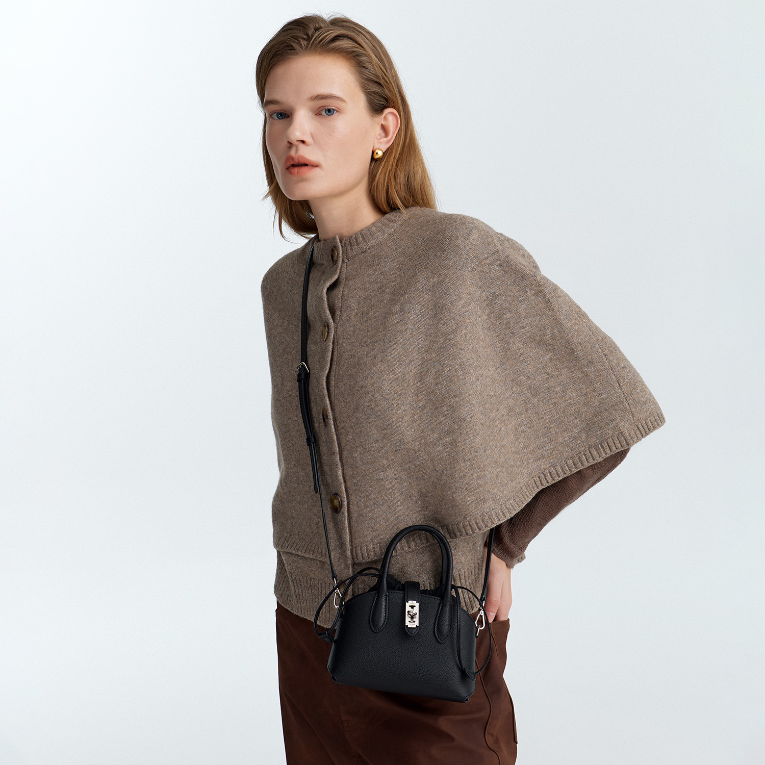 ●VUNQUE● Toque Hermit Cross S SHOULDER BAG Toque Hermit Cross S Black – vunque