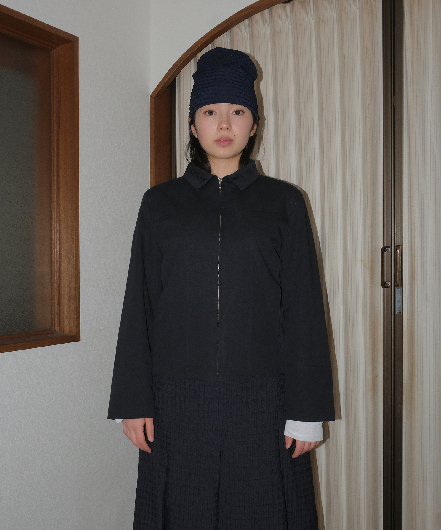 GRAPE EMBROIDERY JACKET BLACK