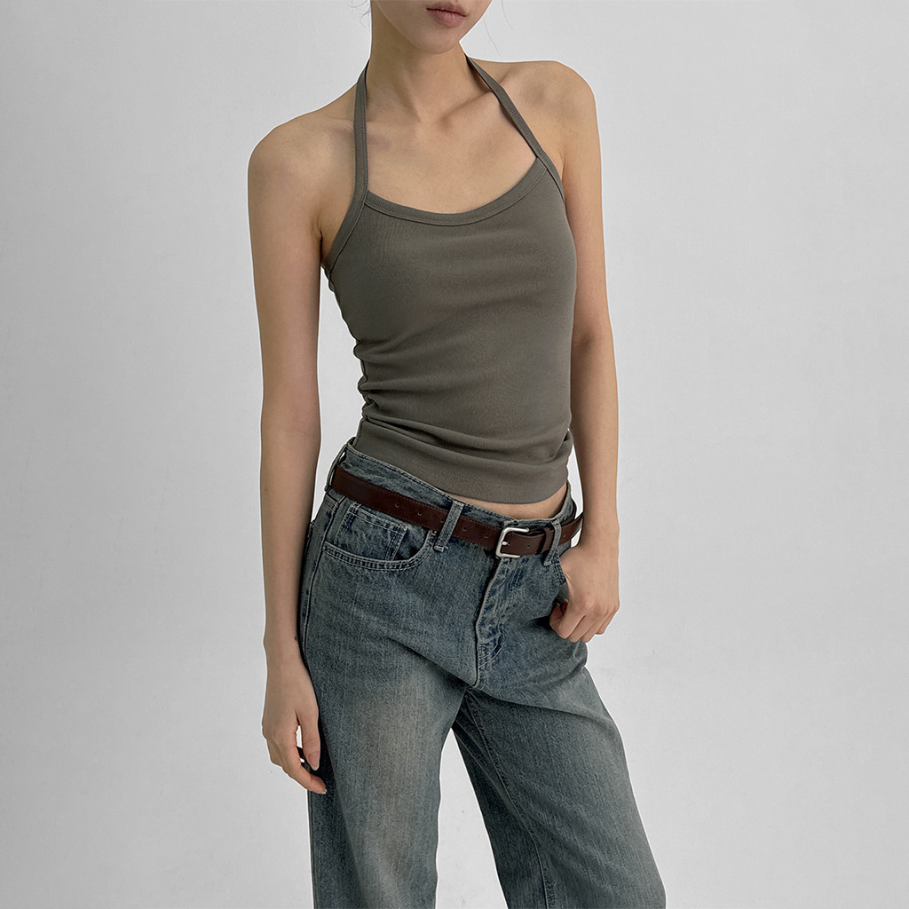 ホルターネックパッドノースリーブトップ