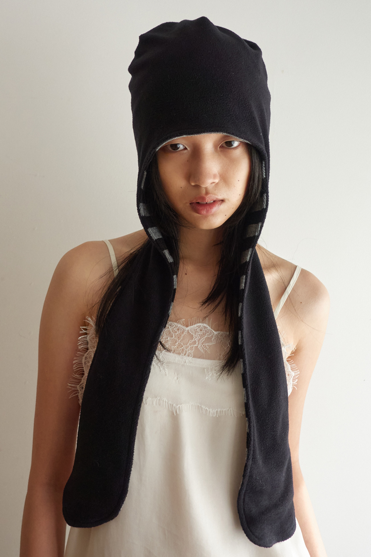 2WAY STRAP BEANIE / BLACK