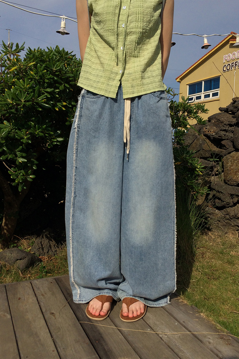 ウエストゴムサイドスリットデニムワイドパンツ