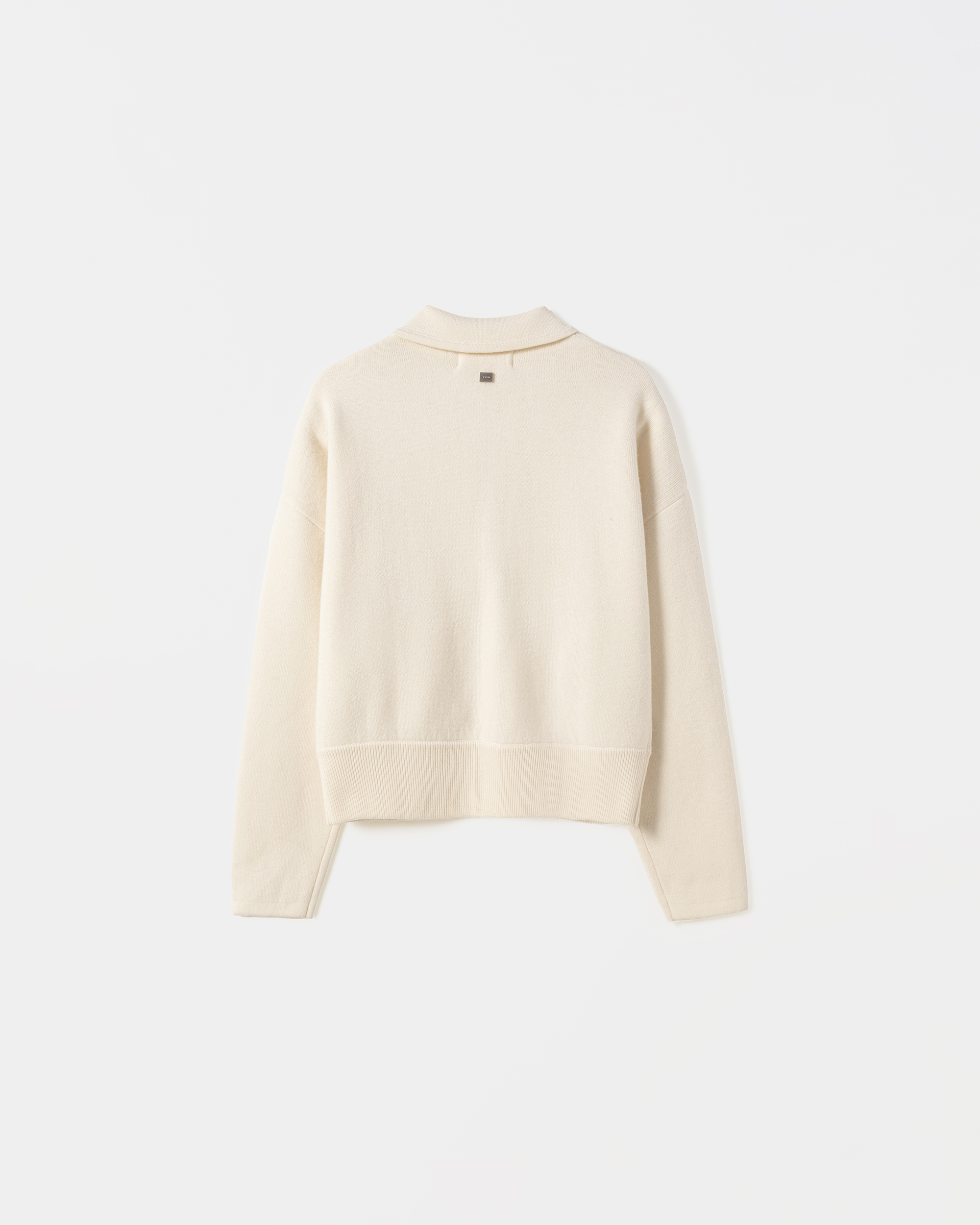 ピッピ Pony Soft Collar Zip Up (Ivory) | ファッション通販サイト NUGU