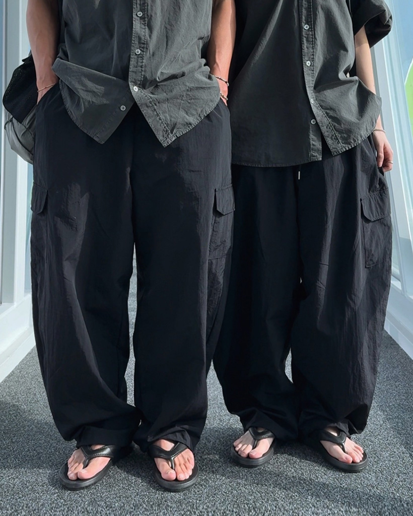 【SATUR】 Teo Cotton Banding Sweatpants /追跡付 Teo Cotton Banding Sweatpants - Classic Navy | ファッション