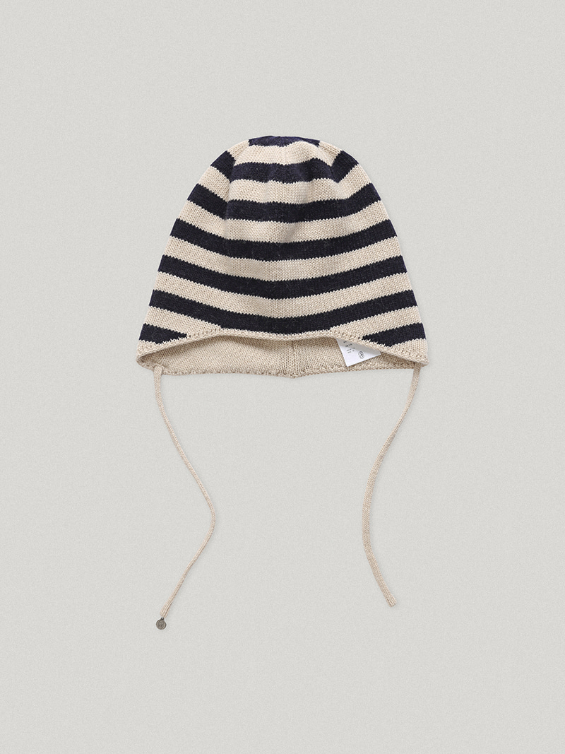 Beige Pies Striped Knit Hat