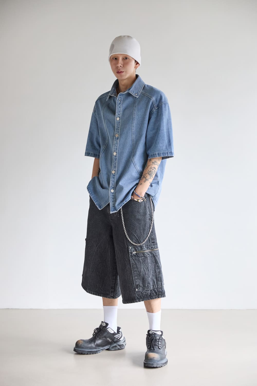 LINE POINT DENIM SHORT-SLEEVED SHIRT | ファッション通販サイト NUGU