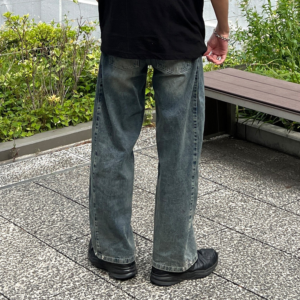 【韓国発】スナップ シルエット ウォッシュデニム セール】シルバー箔プリント ケミカルウォッシュデニムパンツ