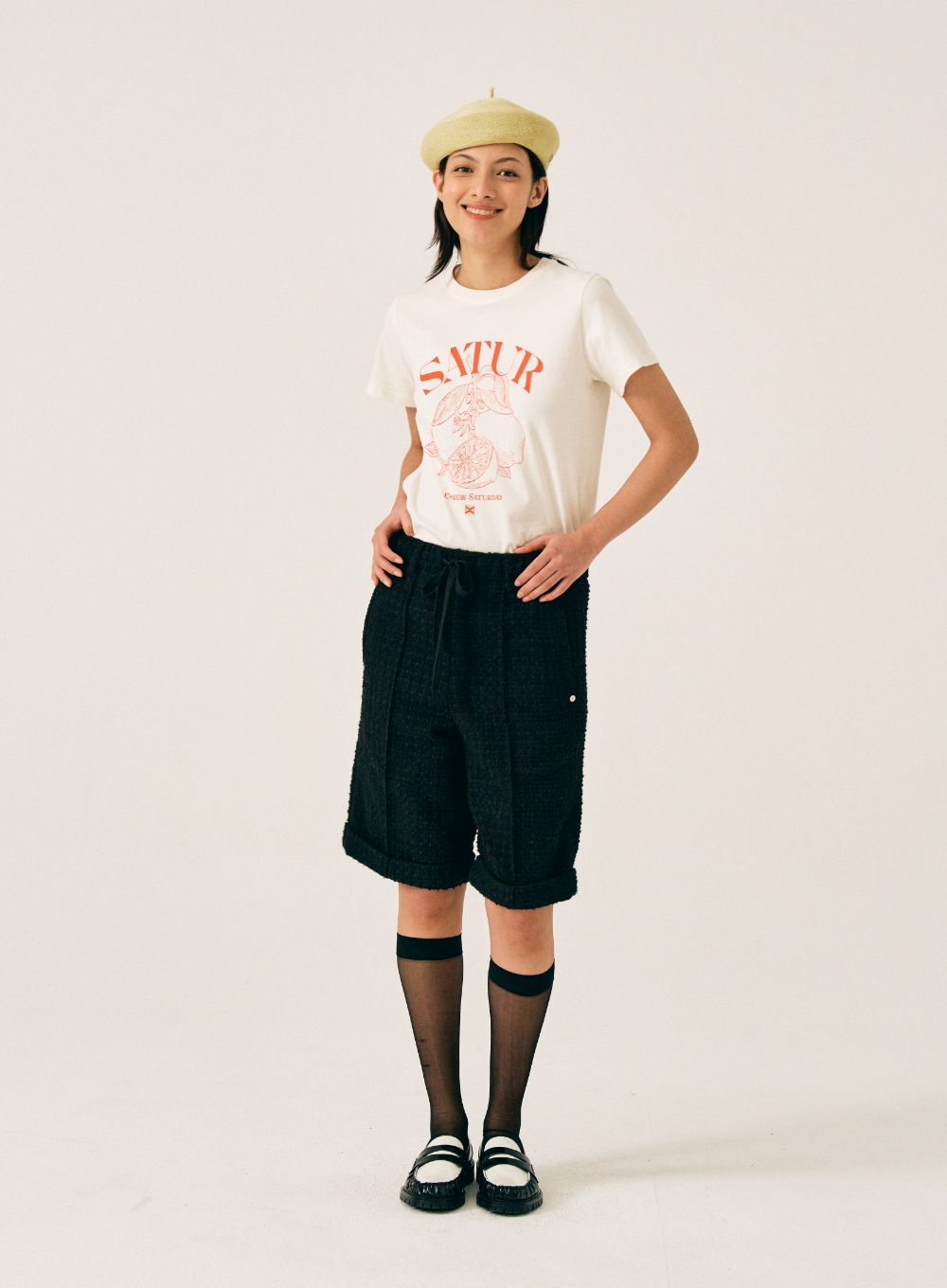 W) Capri Citron Drawing Summer Graphic T-Shirt - Cream
