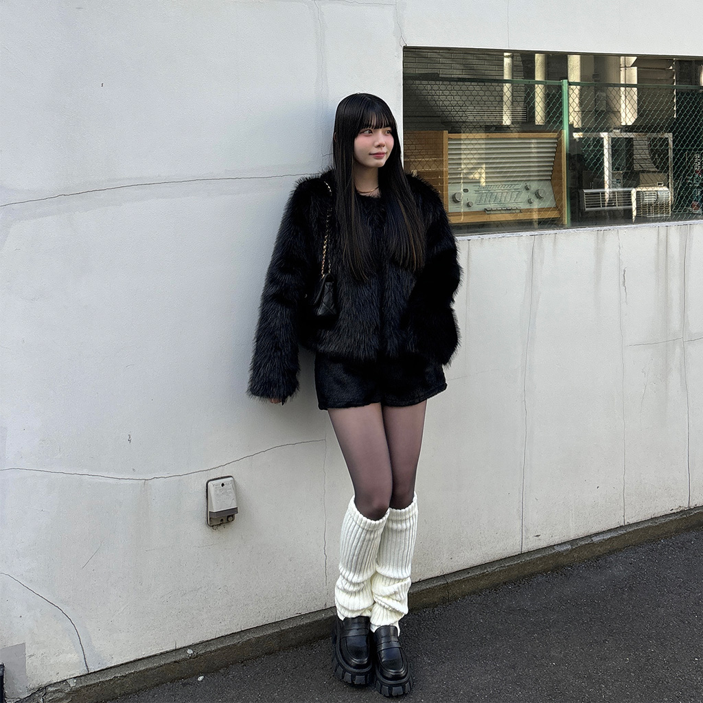 pium ぴうむ ハイウエストファーショートパンツ ブラック 黒 ハイウエストファーショートパンツ – pium