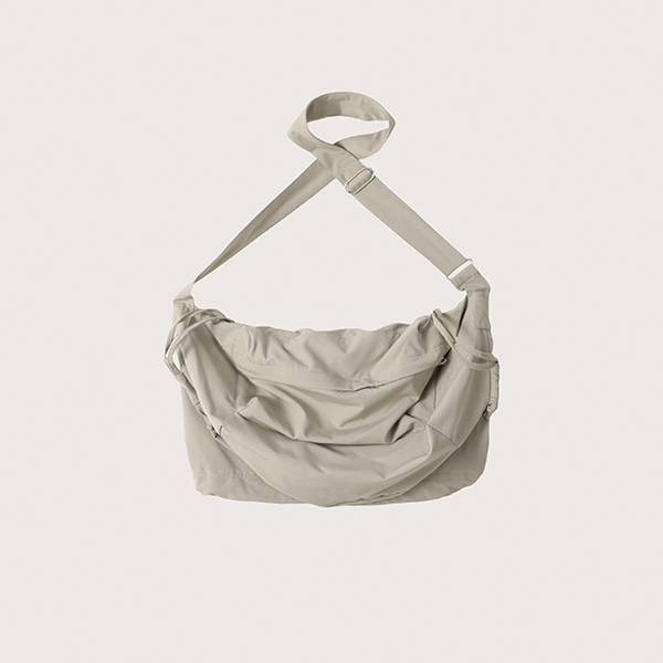 YUKAN(ジャケット、バッグ) スリングバッグ付き巾着ボンバージャケット | ファッション通販サイト NUGU