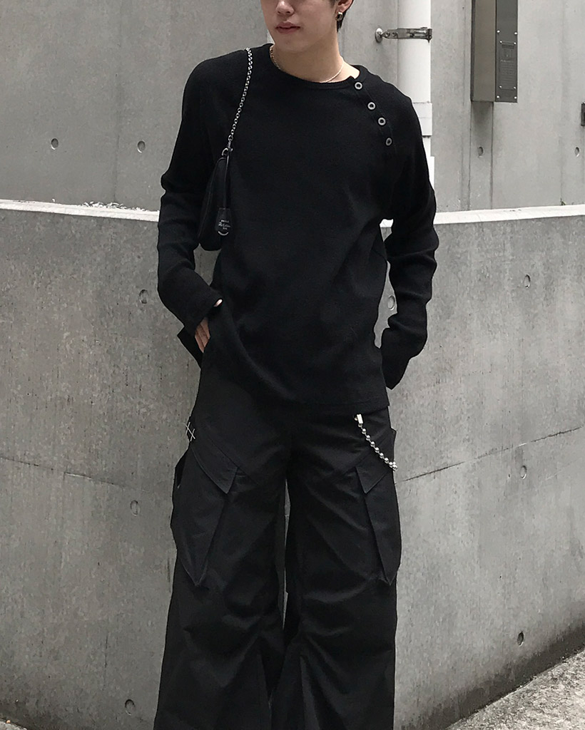 サイドボタン長袖カットソー