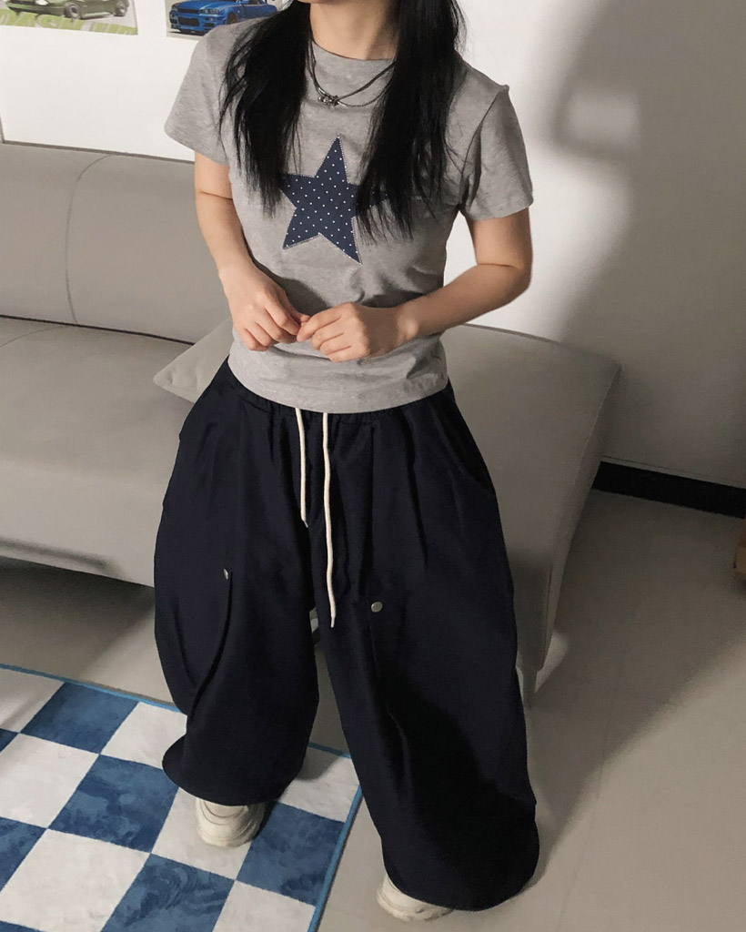 ドットスターステッチクロップド半袖Tシャツ | ファッション通販サイト