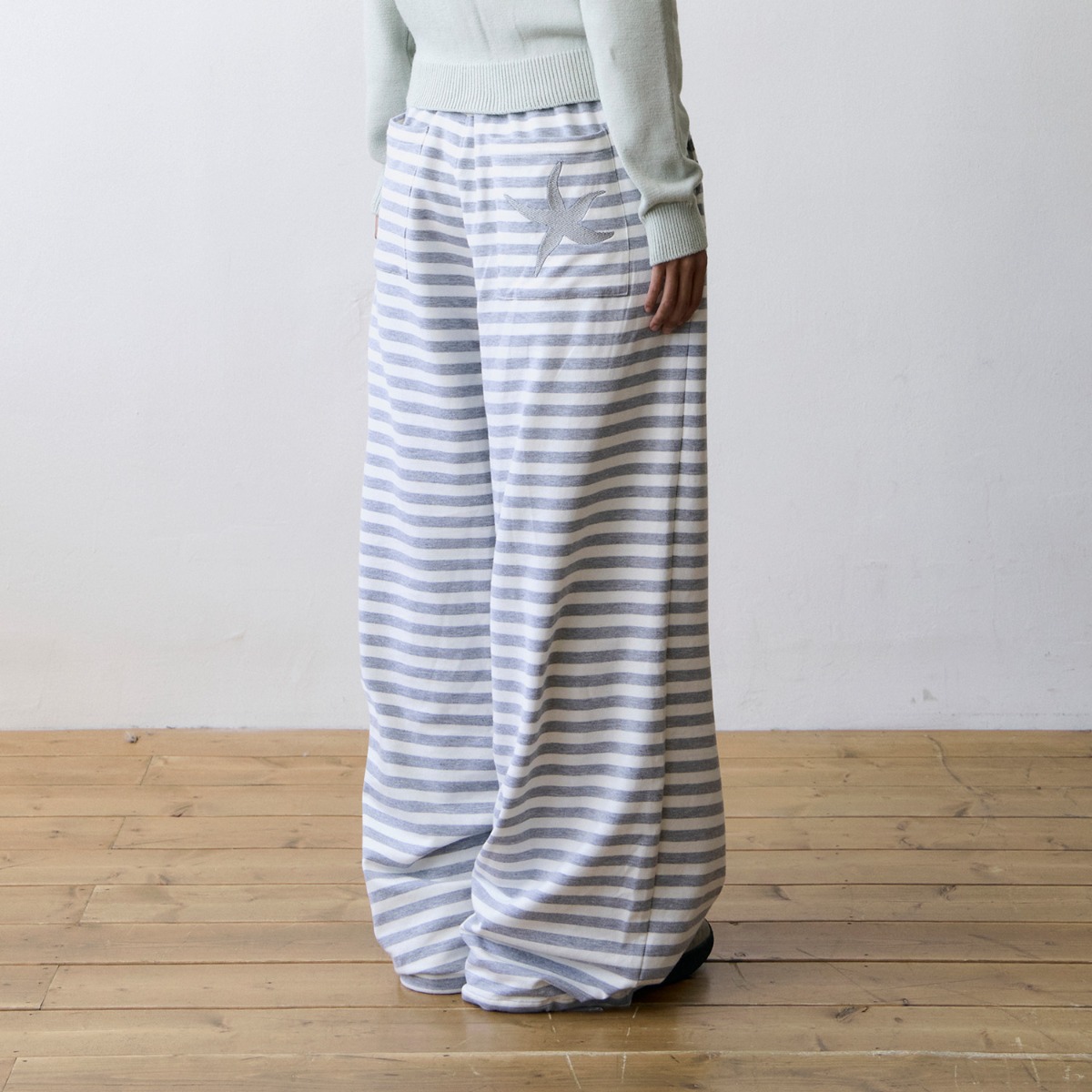 TCM stripe sweat pants (ivory/grey)
