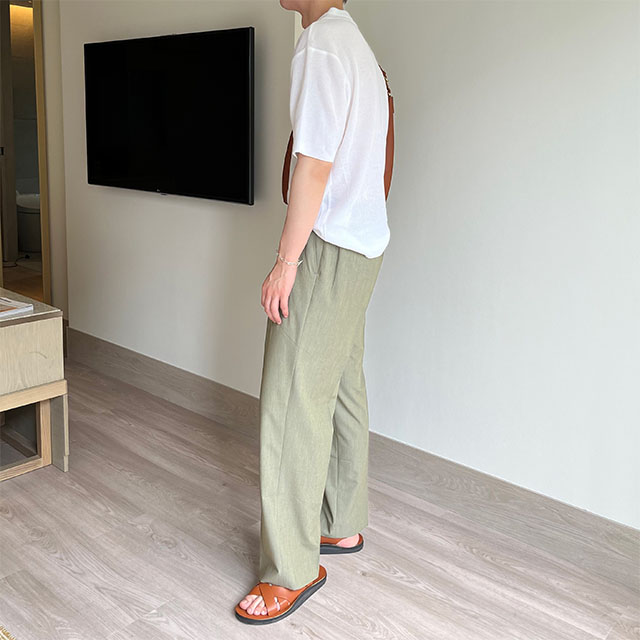 【COSYHARU】Maison two tuck back banding slacks fleur two tuck back banding wide slacks | ファッション通販