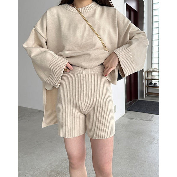 【新品正規品】GOOD NIGHT BEAR プルオーバー&ショートパンツセット 新品正規品】GOOD NIGHT BEAR プルオーバー&ショートパンツセット
