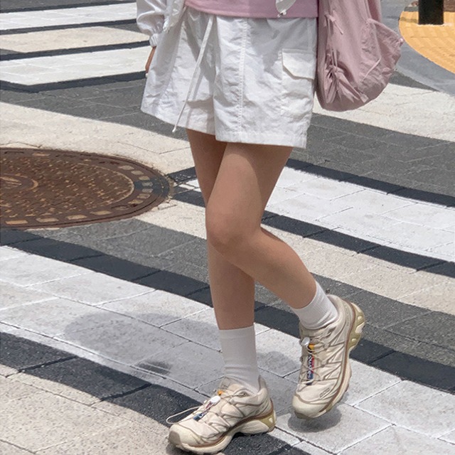 Turnsカーゴナイロンゴムショートパンツ