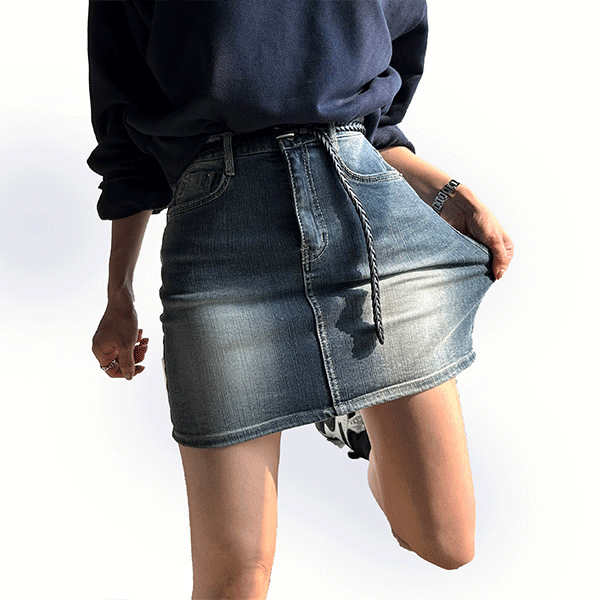 ★gyo___さん専用★EVISU ミニスカート デニム 2-in-1 オールオーバーロゴジャカードレギュラーフィットデニム