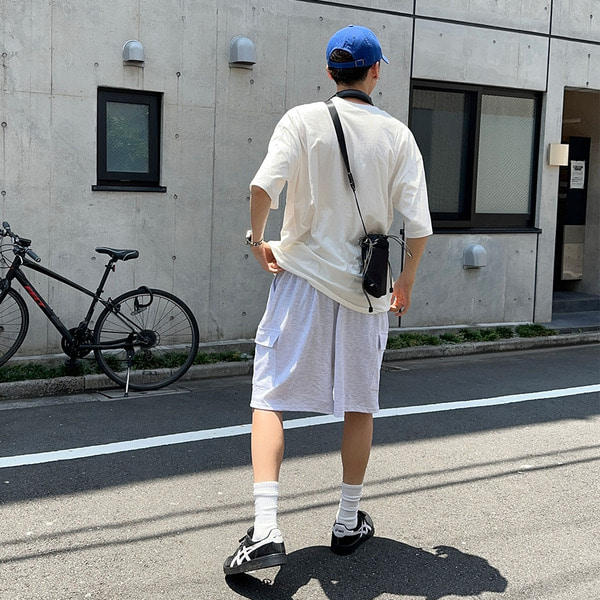 ヌメロ ハーフパンツ スウェット 白 デカロゴ ヌメロ ハーフパンツ