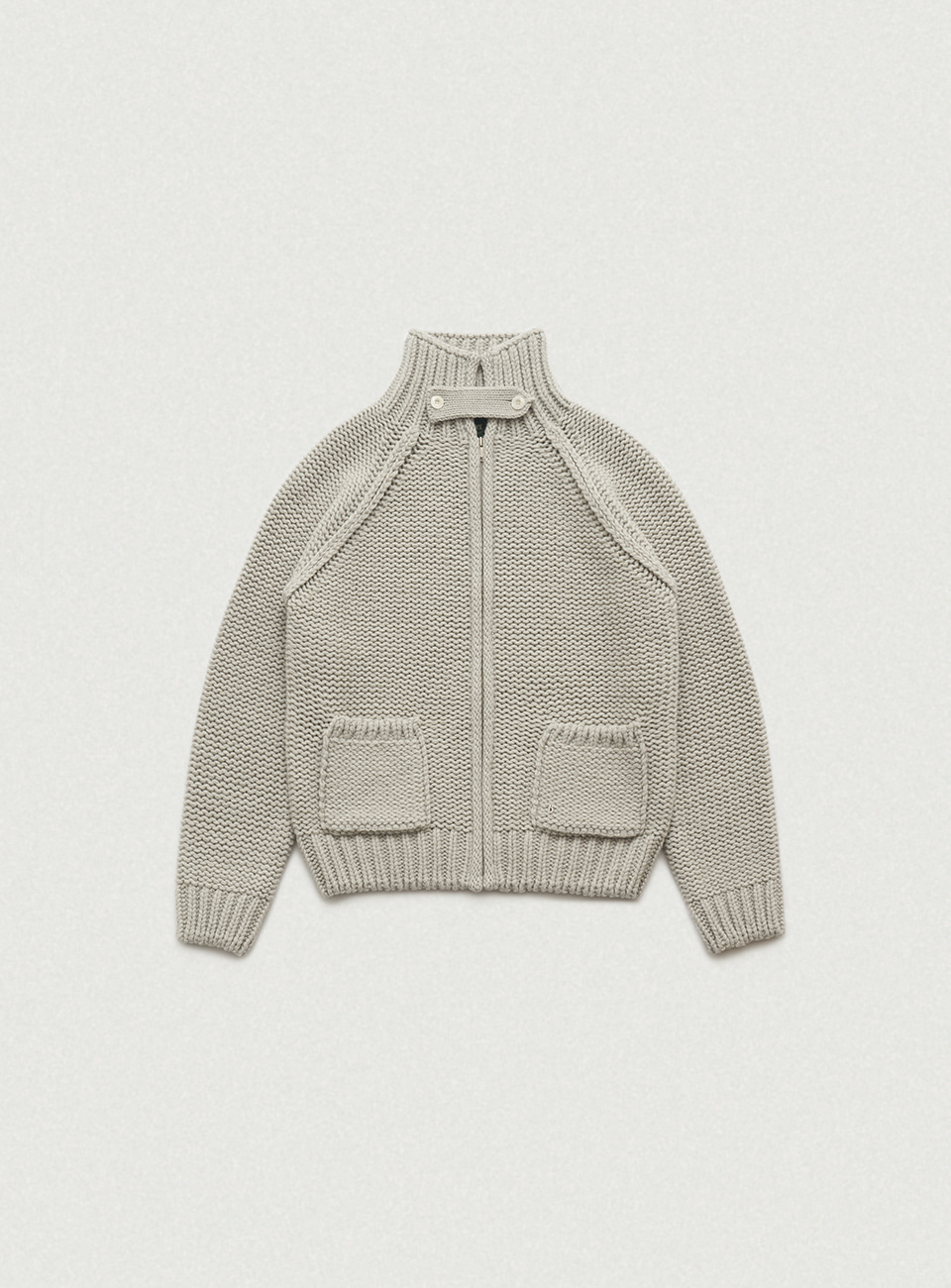 新品未使用❗️完売商品　gypsohila cloud cardigan CHILLAX FOX PATCH ADJUSTED R-NECK CARDIGAN | Maison Kitsuné